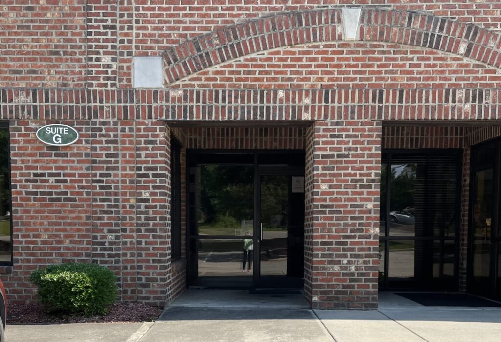 UCC G OFFICE_0370